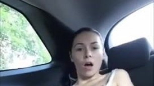 hot girl squirts in her car