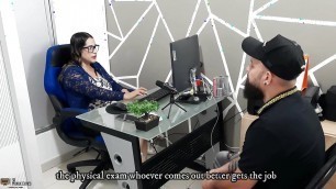 Fucking my new employee in the middle of the physical - Porn in Spanish