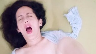 I am unfaithful and perverted, infiltrated in a brothel I get double nailed with a dildo, he fucks my ass to scream like
